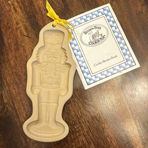 VTG 1991 Brown Bag Nutcracker Cookie Art